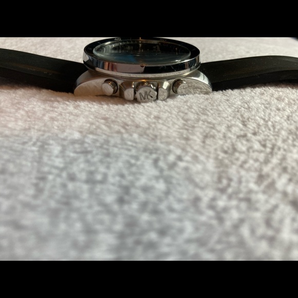 Michael Kors watch for men - Picture 3 of 12